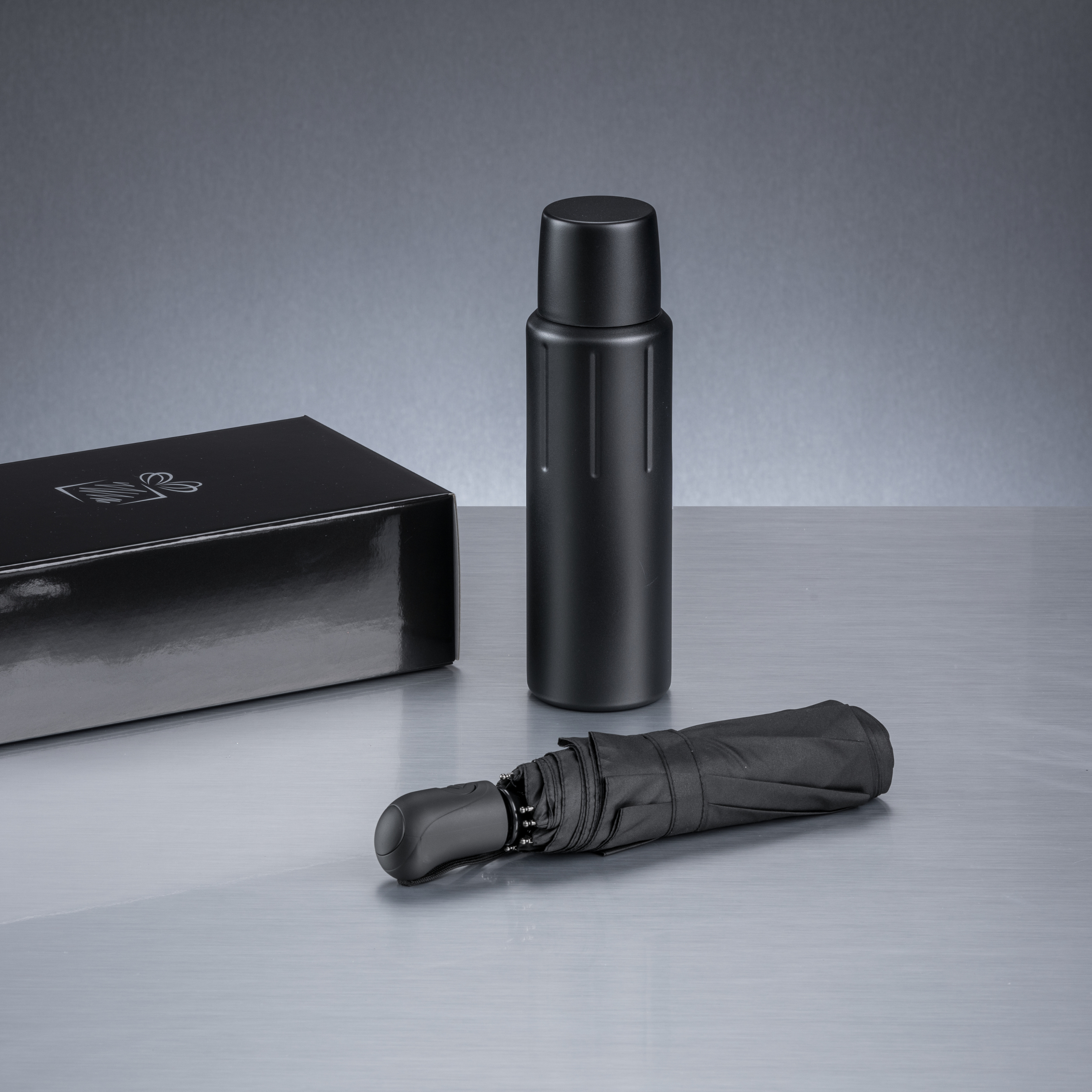 SCANDIC SET: VACUUM THERMOS & AUTOMATIC UMBRELLA