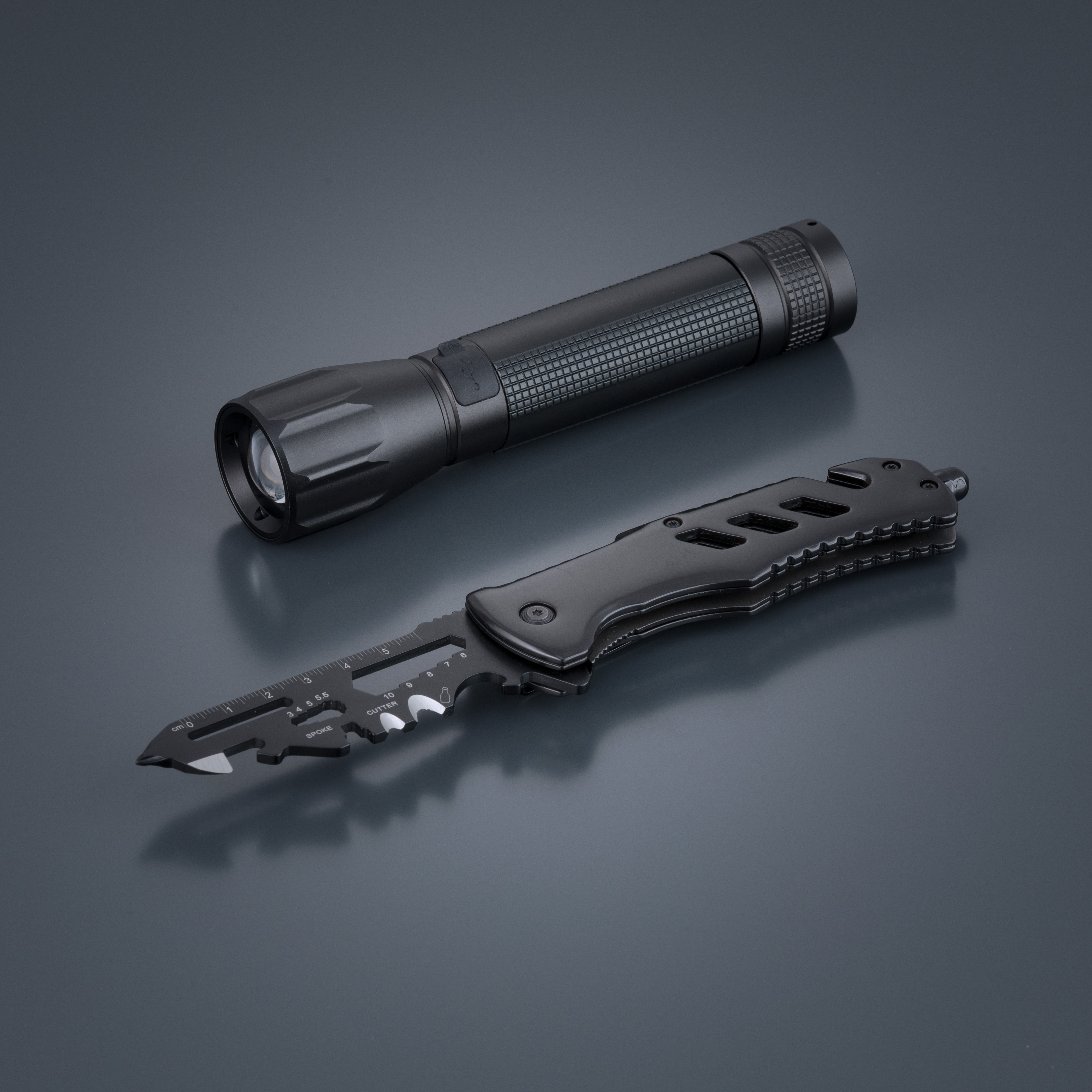 Optima Rescue Set: emergency tool & large flashlight