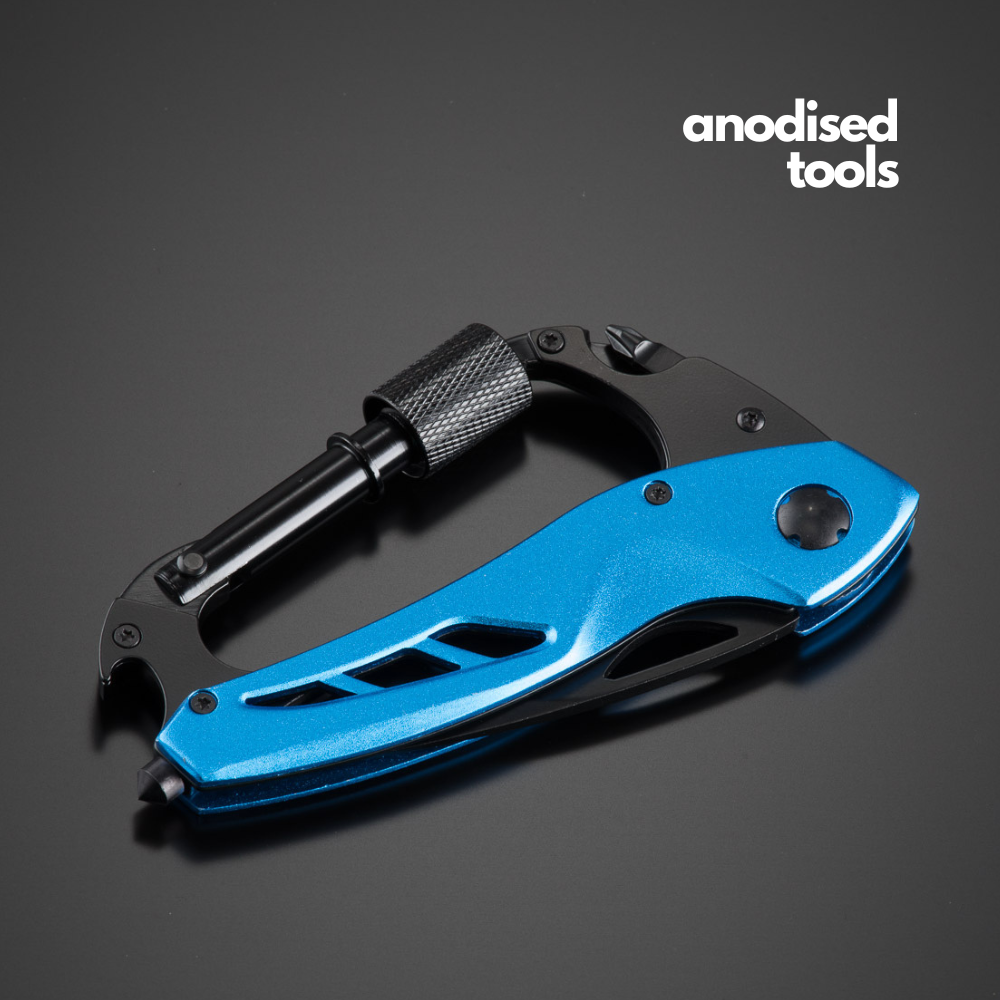 Optima folding knife with carabiner